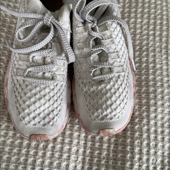 Women’s NOBULL sneakers - Picture 4 of 4